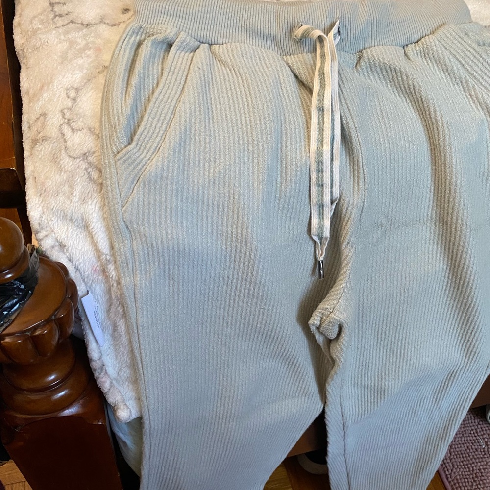 Two piece hoodie & pants set from Aerie. Gray, small petite, pj, or casual